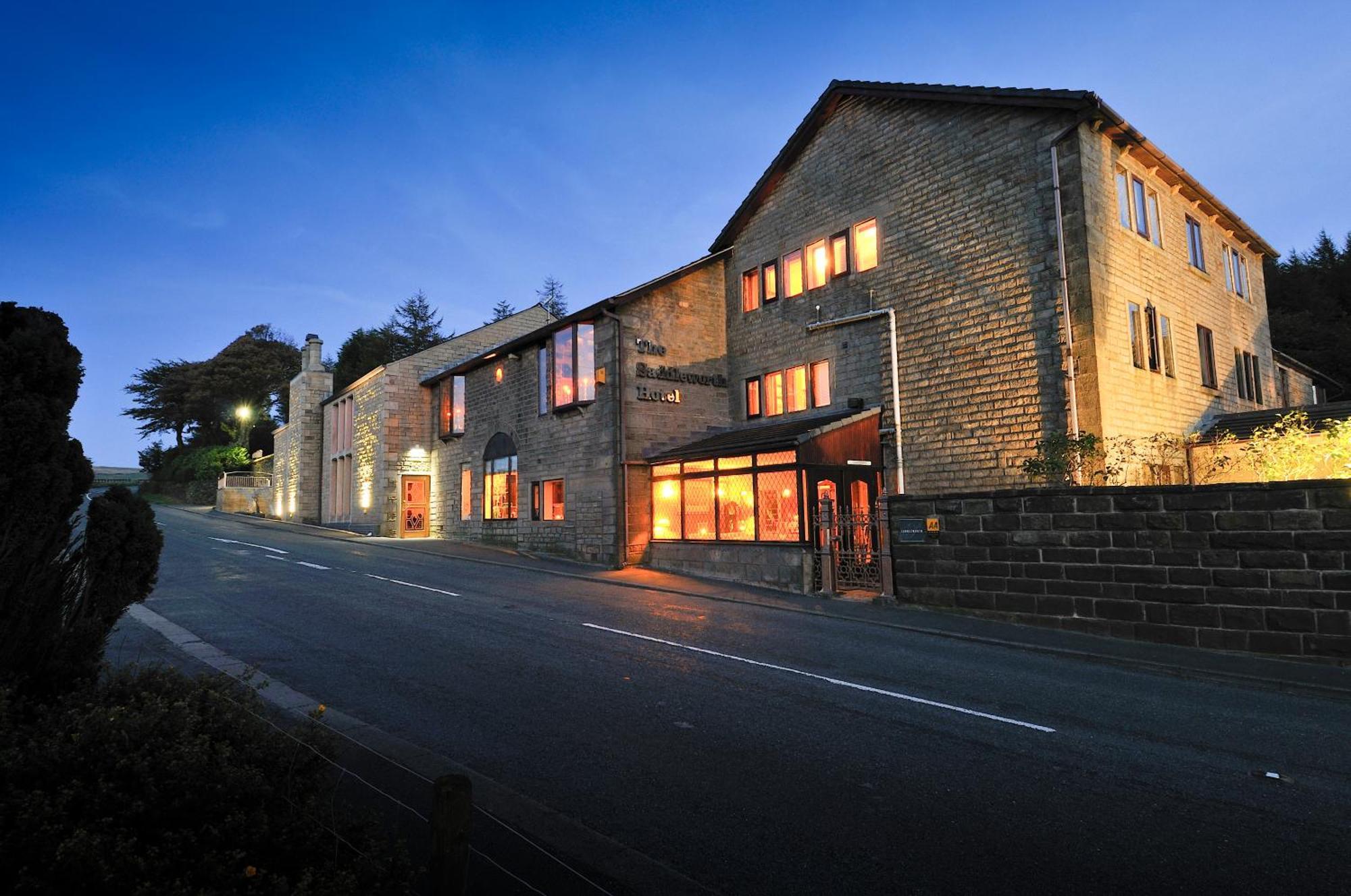 The Saddleworth Hotel Diggle Eksteriør billede
