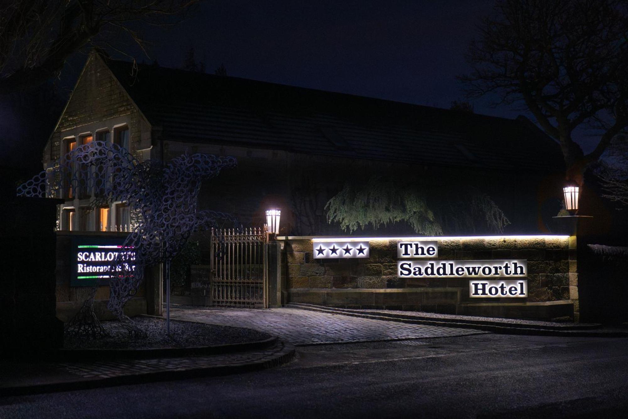 The Saddleworth Hotel Diggle Eksteriør billede