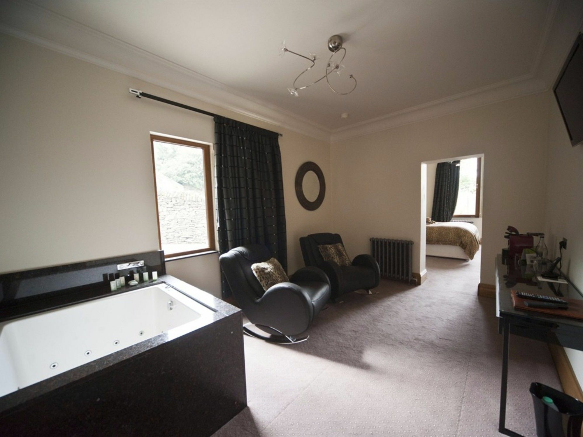 The Saddleworth Hotel Diggle Eksteriør billede